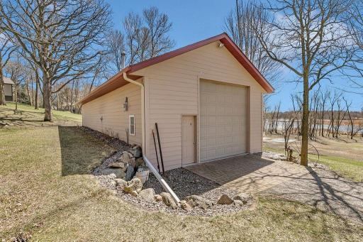 25411 Daventry Road, Paynesville, MN 56362