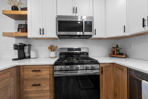 32420 59th Ave Way, Cannon Falls, MN 55009