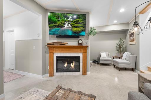 32420 59th Ave Way, Cannon Falls, MN 55009