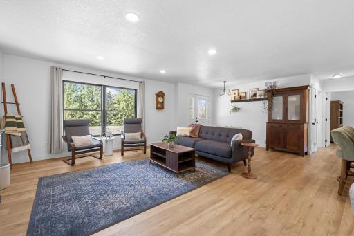 32420 59th Ave Way, Cannon Falls, MN 55009