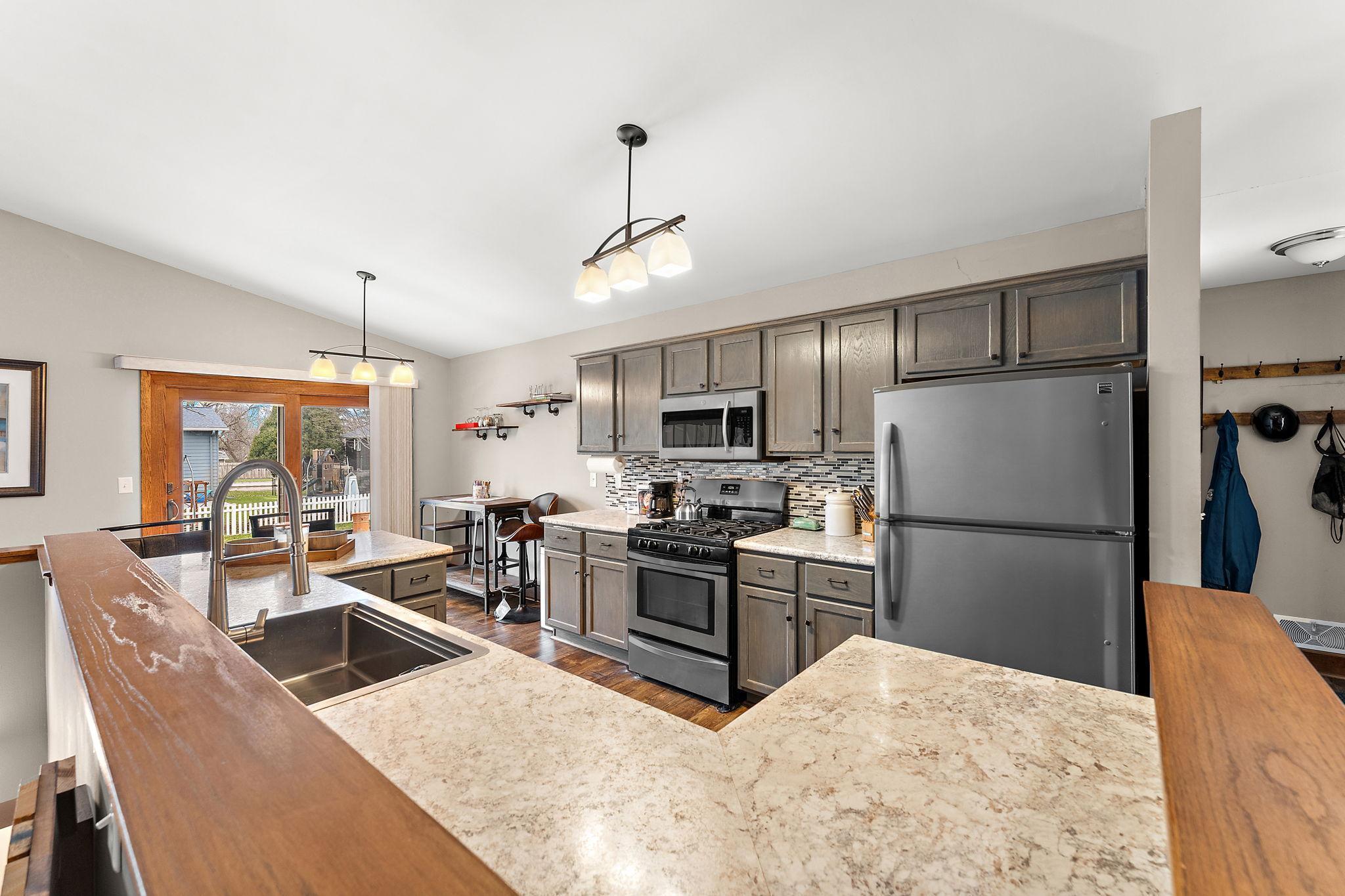 Stainless appliances