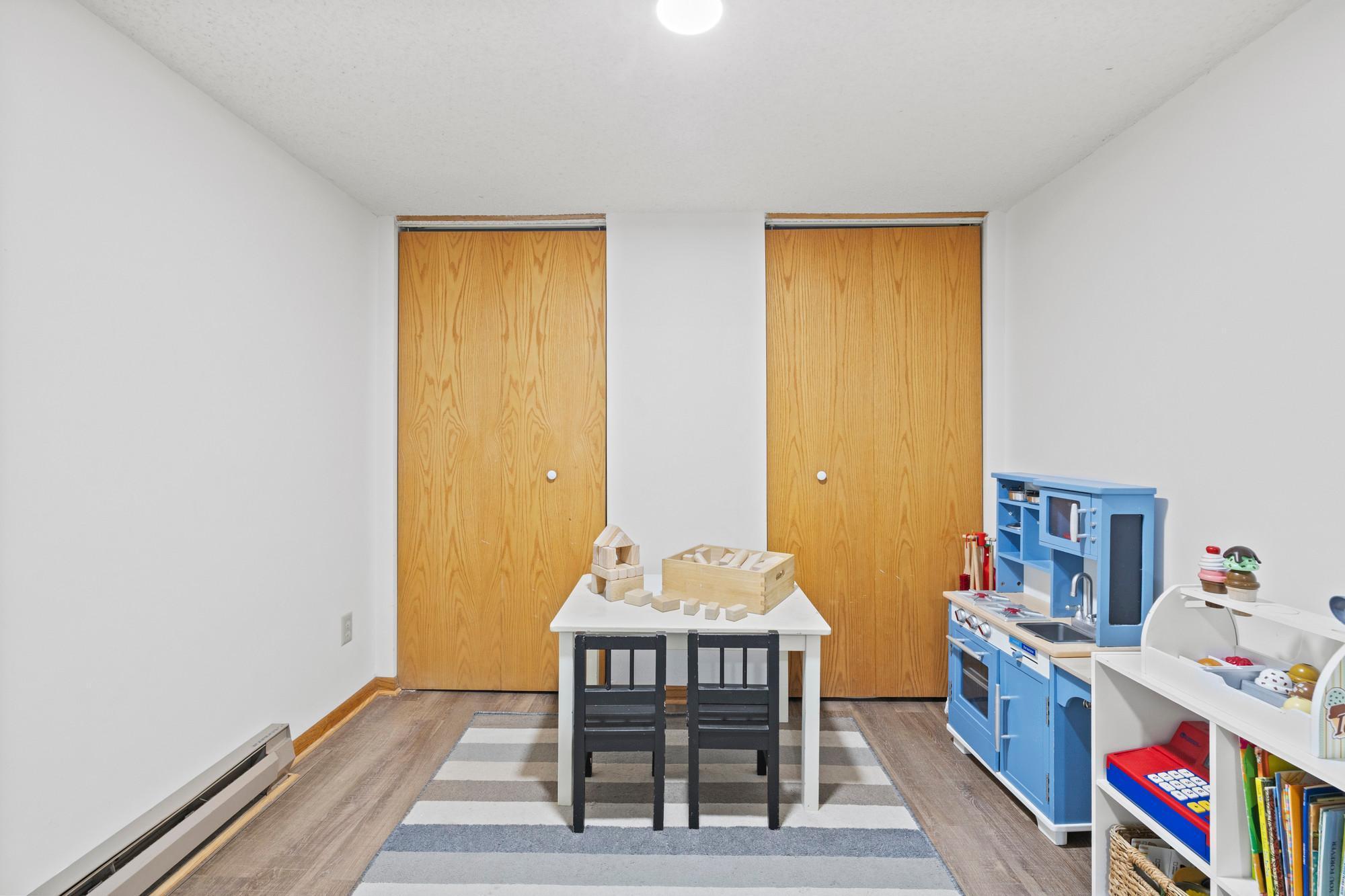 Basement nook with plenty of storage