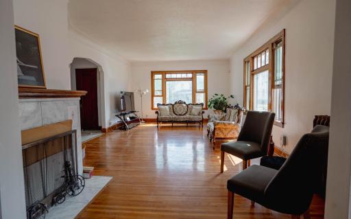 1423 Penn Avenue N, Minneapolis, MN 55411
