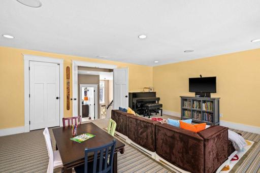 535 Marshall Street, Duluth, MN 55803