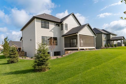 2764 Scenic Point Drive SW, Rochester, MN 55902