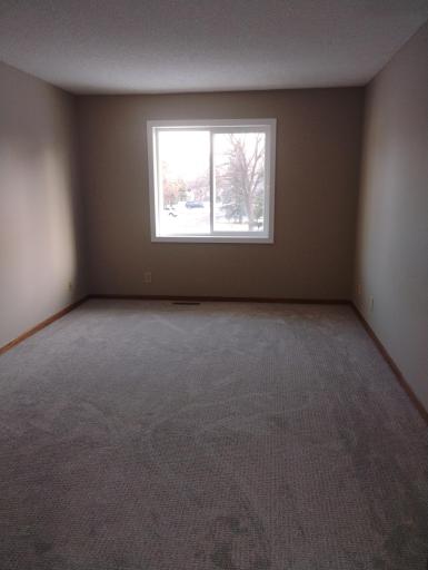 1027 Pond View Court, Saint Paul, MN 55127