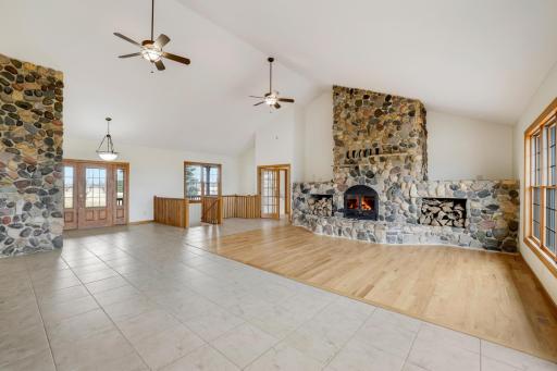 28983 320th Ave Way, Red Wing, MN 55066