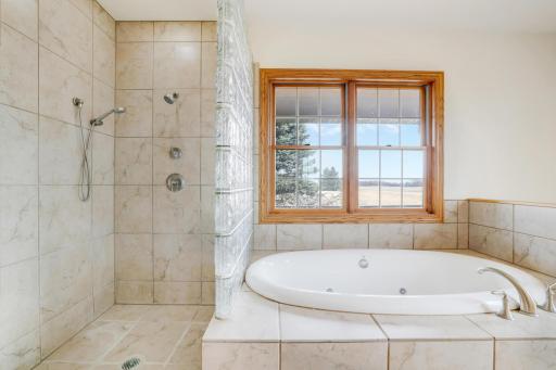 28983 320th Ave Way, Red Wing, MN 55066