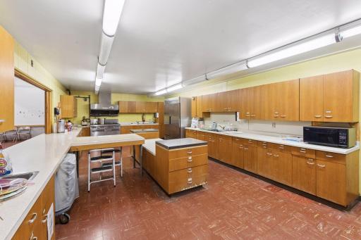 5827 Humboldt Avenue N, Minneapolis, MN 55430