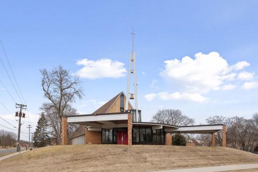 5827 Humboldt Avenue N, Minneapolis, MN 55430