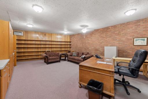 5827 Humboldt Avenue N, Minneapolis, MN 55430