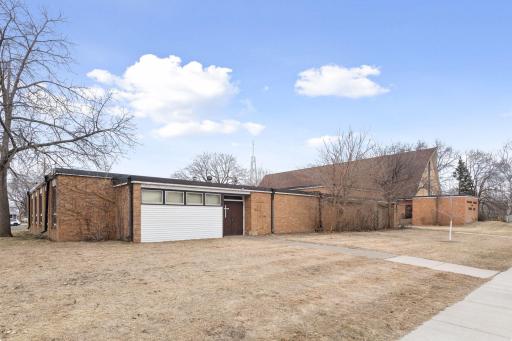 5827 Humboldt Avenue N, Minneapolis, MN 55430