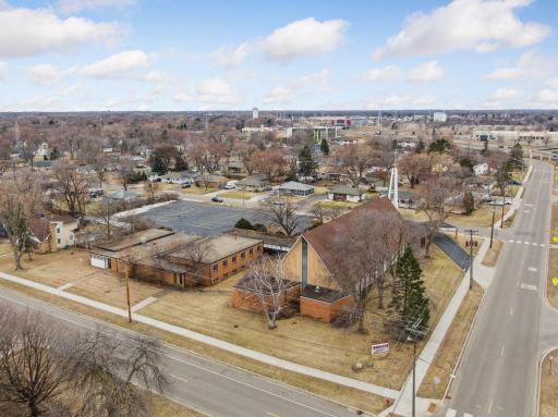 5827 Humboldt Avenue N, Minneapolis, MN 55430