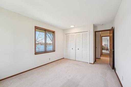 36-web-or-mls-Crystal Lake Blvd-S1704-036.jpg