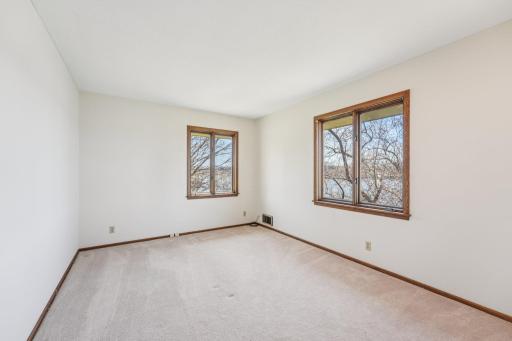 35-web-or-mls-Crystal Lake Blvd-S1704-035.jpg