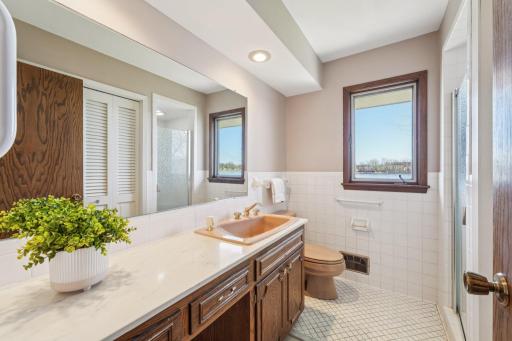 42-web-or-mls-Crystal Lake Blvd-S1704-042.jpg