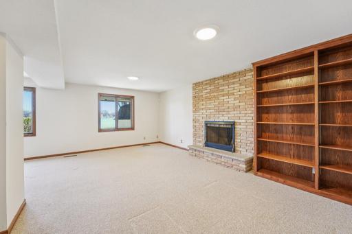 46-web-or-mls-Crystal Lake Blvd-S1704-046.jpg