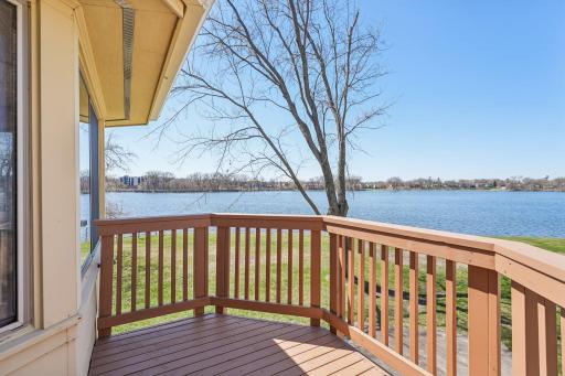63-web-or-mls-Crystal Lake Blvd-S1704-063.jpg