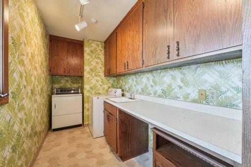 61-web-or-mls-Crystal Lake Blvd-S1704-061.jpg
