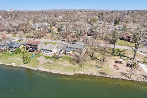 84-web-or-mls-Crystal Lake Blvd-S1704-084.jpg