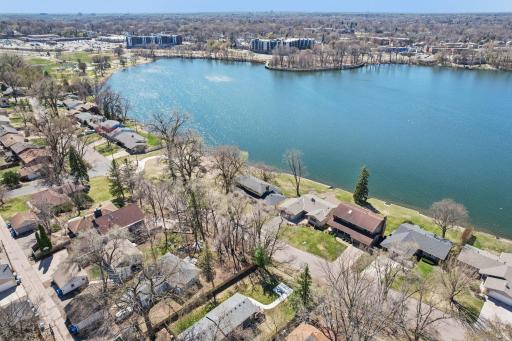 79-web-or-mls-Crystal Lake Blvd-S1704-079.jpg