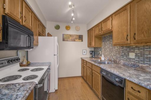 967 104th Lane NW, Coon Rapids, MN 55433