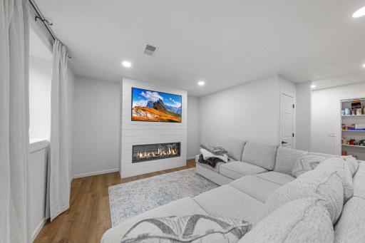 320 6th Street SE, Medford, MN 55049