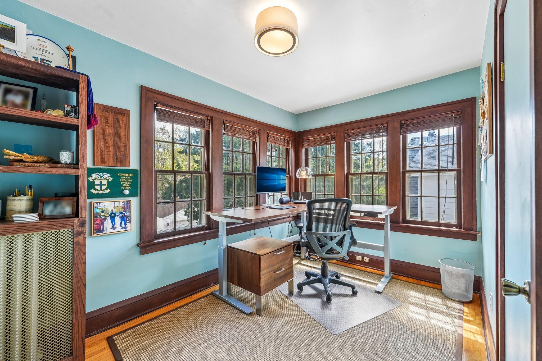 bedroom 4 / office w/custom cut rug