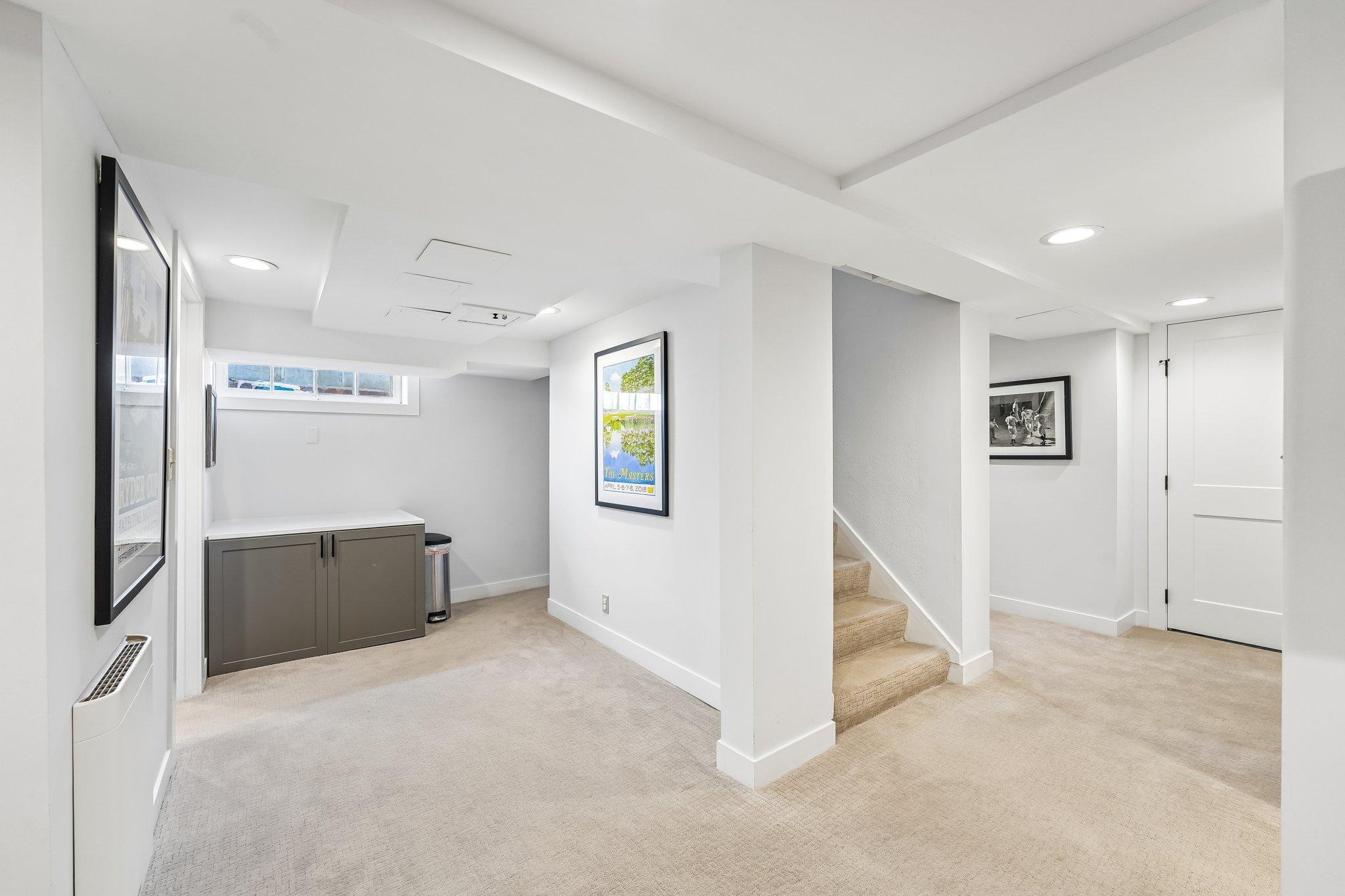 Basement landing