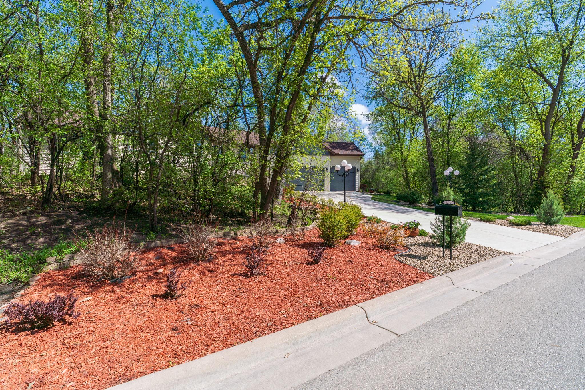Clean, easy to maintain landscaping