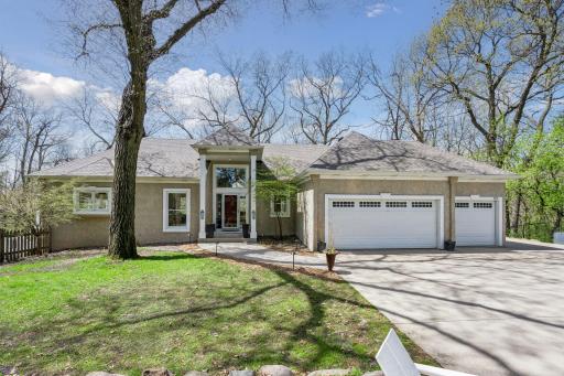 925 Queensland Lane N, Plymouth, MN 55447