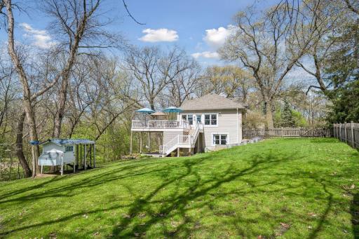925 Queensland Lane N, Plymouth, MN 55447