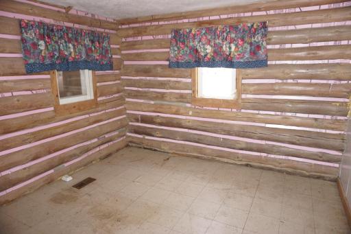 Bedroom1.JPG