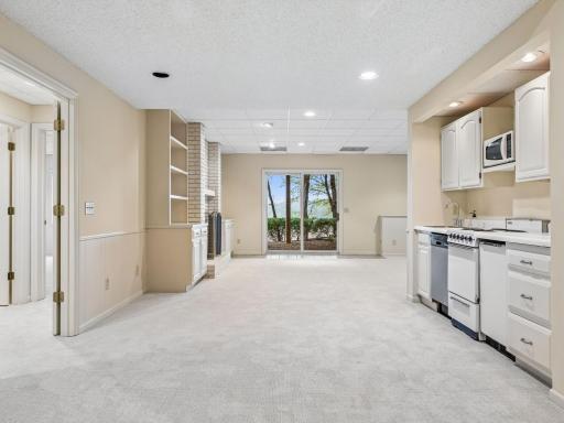 11202 Mount Curve Road, Eden Prairie, MN 55347