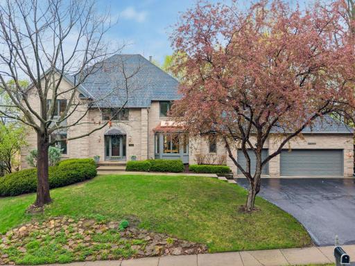 11202 Mount Curve Road, Eden Prairie, MN 55347