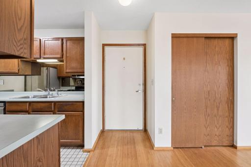 66 9th Street E, 2115, Saint Paul, MN 55101