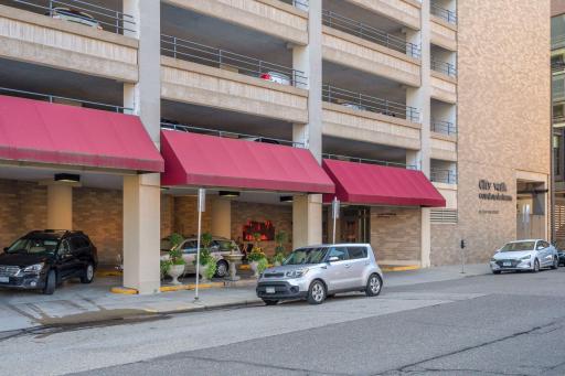 66 9th Street E, 2115, Saint Paul, MN 55101