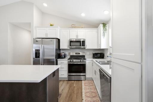 1004 Triumph Trail NE, Isanti, MN 55040