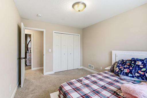 1004 Triumph Trail NE, Isanti, MN 55040