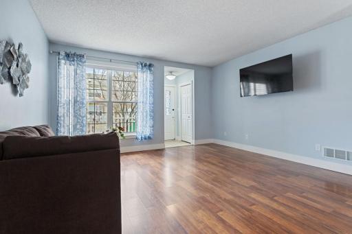 1923 Bluestem Lane, 22, Shoreview, MN 55126