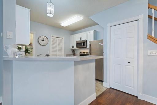 1923 Bluestem Lane, 22, Shoreview, MN 55126