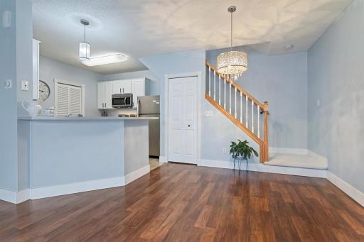 1923 Bluestem Lane, 22, Shoreview, MN 55126