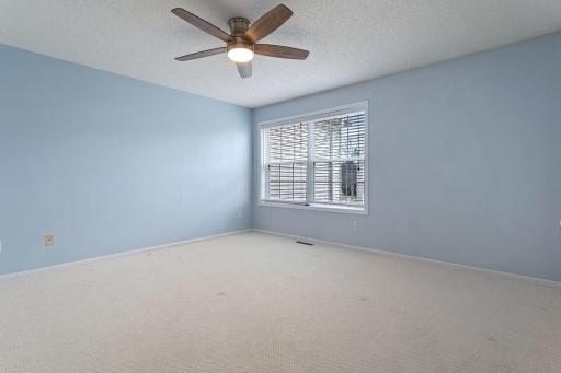 1923 Bluestem Lane, 22, Shoreview, MN 55126
