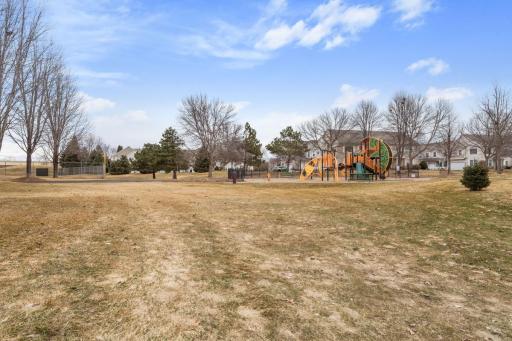 1923 Bluestem Lane, 22, Shoreview, MN 55126