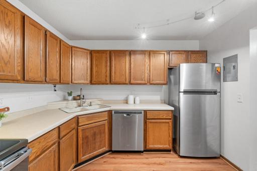 2260 Ridge Drive, 12, Minneapolis, MN 55416