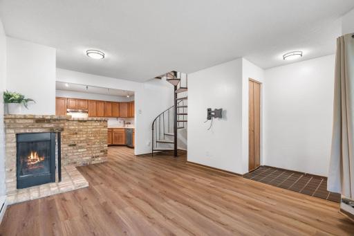 2260 Ridge Drive, 12, Minneapolis, MN 55416