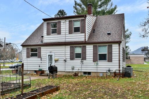 812 6th Street W, Wabasha, MN 55981