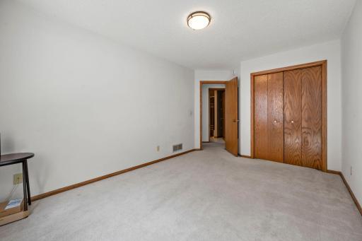 52-web-or-mls-6724 Timber Crest Dr-184.jpg