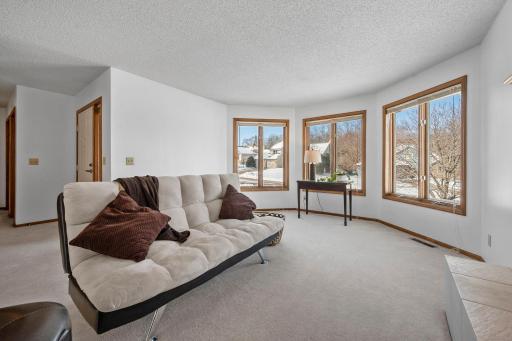 20-web-or-mls-6724 Timber Crest Dr-24.jpg