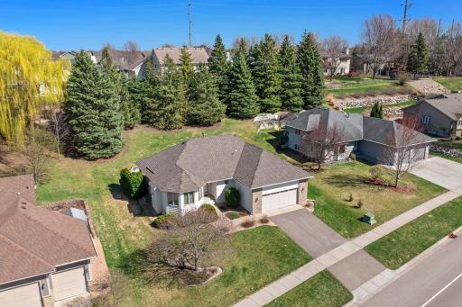 8-web-or-mls-6724 Timber Crest Dr Exteriors-96.jpg